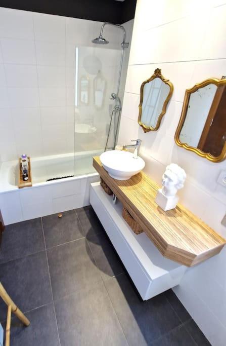 Apartamento Deluxe Vistas Al Mar Burela Luaran gambar