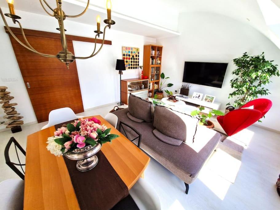 Apartamento Deluxe Vistas Al Mar Burela Luaran gambar